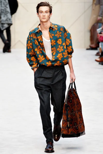 Look 35